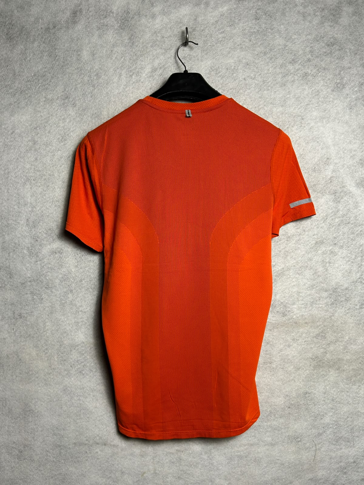 Nike Dri Fit Red Round Neck - Small