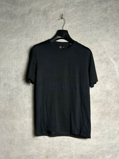 Reebok Activechill Black Round Neck - Medium