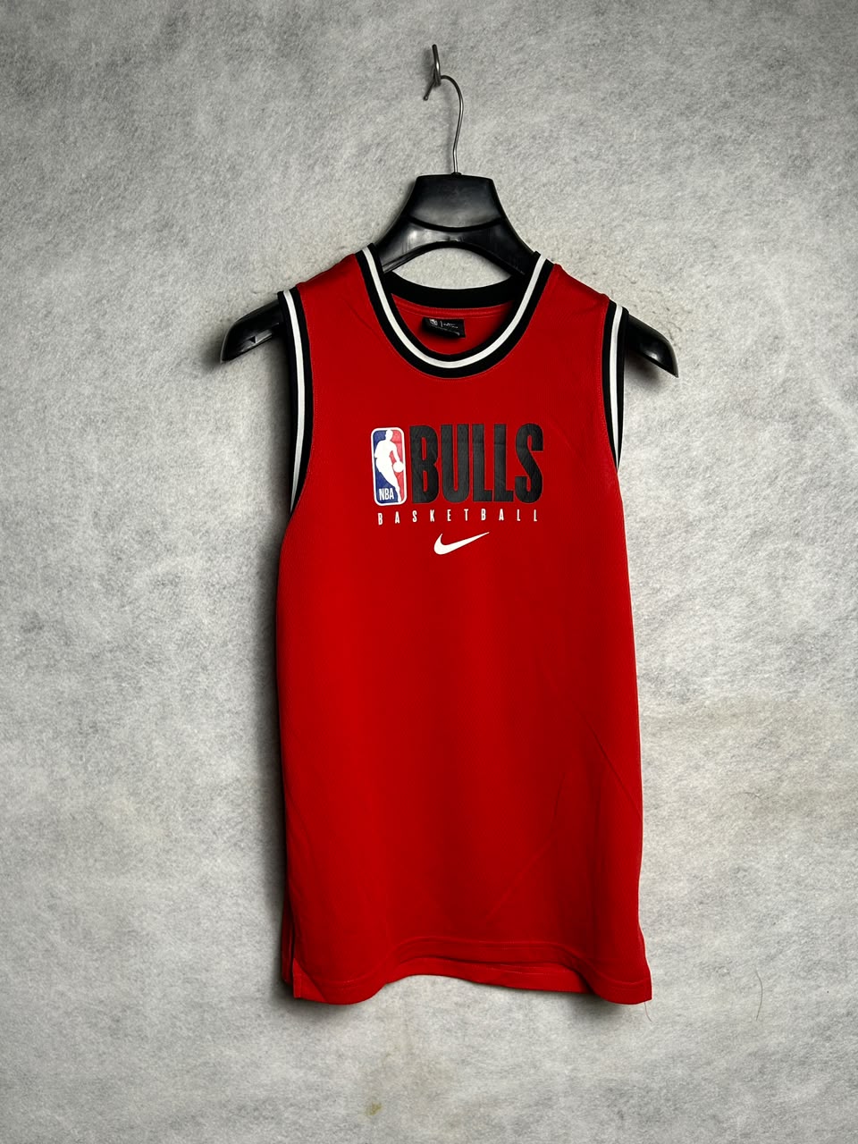 Nike Dri Fit Red Big Logo Bull - XL