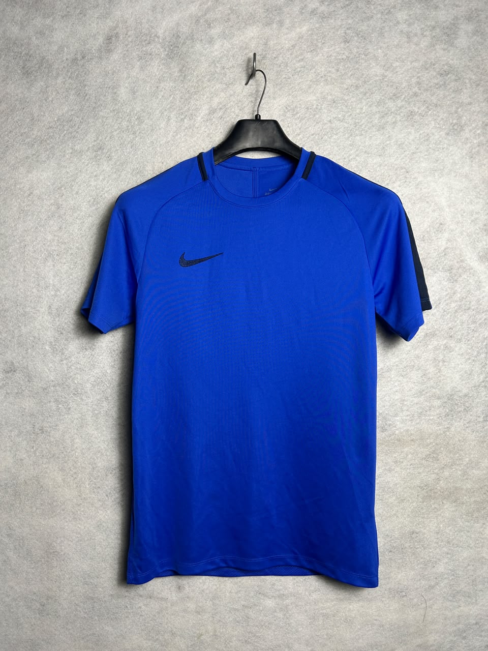 Nike Dri Fit Blue Round Neck - Large