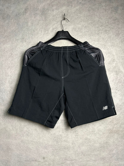New Balance Black - Large