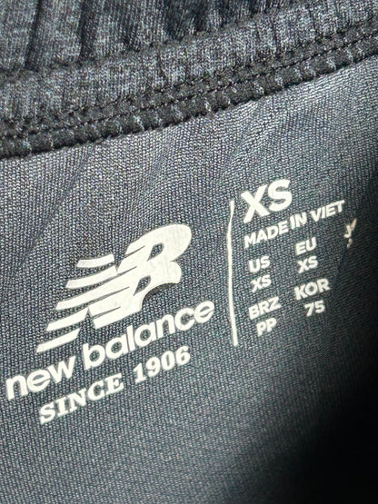 New Balance Black - Medium