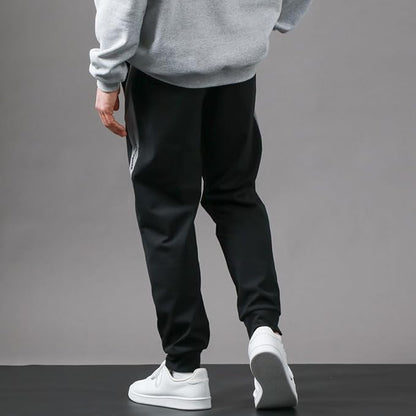 Converse Men's Jogger Pants, Training Wear, Gym Sweatpants, Sweat Absorbent, Quick Drying