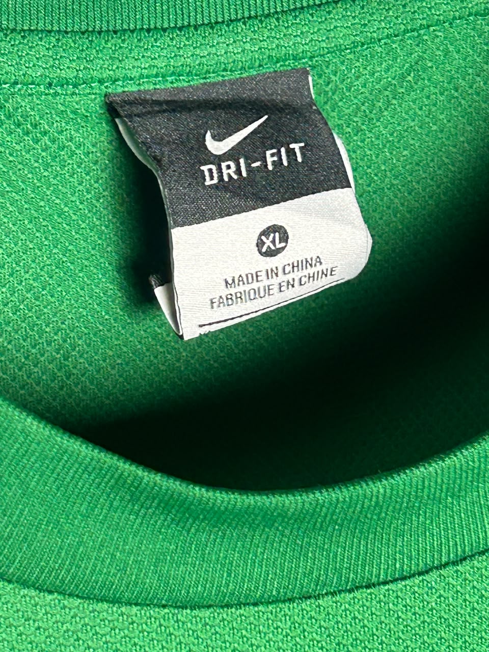 Nike Dri Fit Green Round Neck - XL
