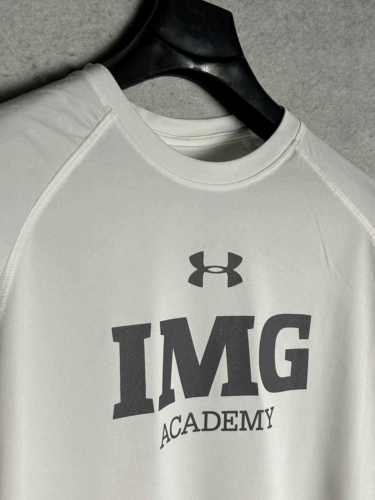 Under Armour Heat Gear Big Logo White Round Neck - Large