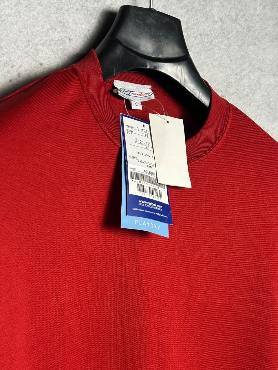 Reebok Red Round Neck - Large