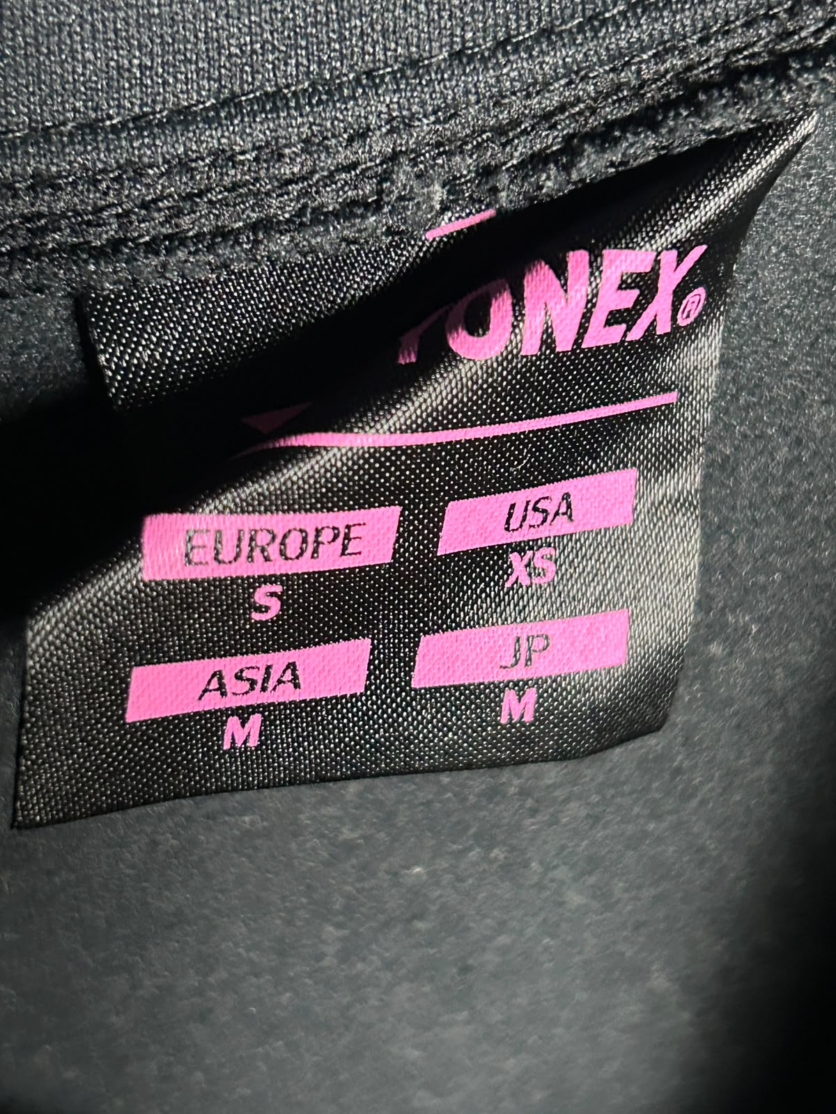 Yonex Black Upper - Medium
