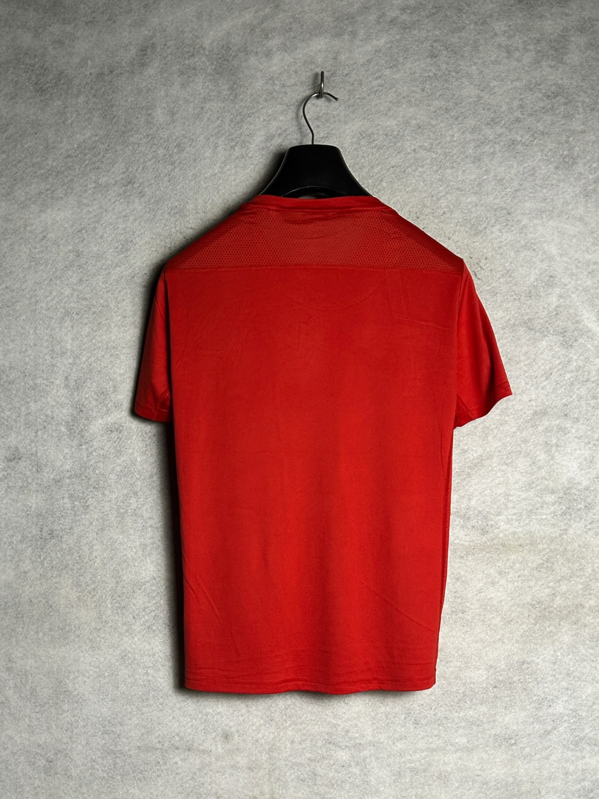 Adidas Running Aeroready Red Round Neck - Medium