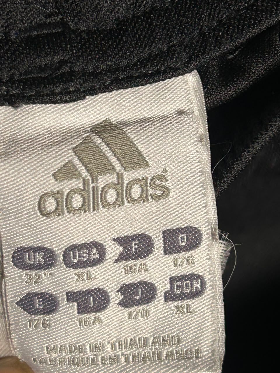 Adidas Black - XL