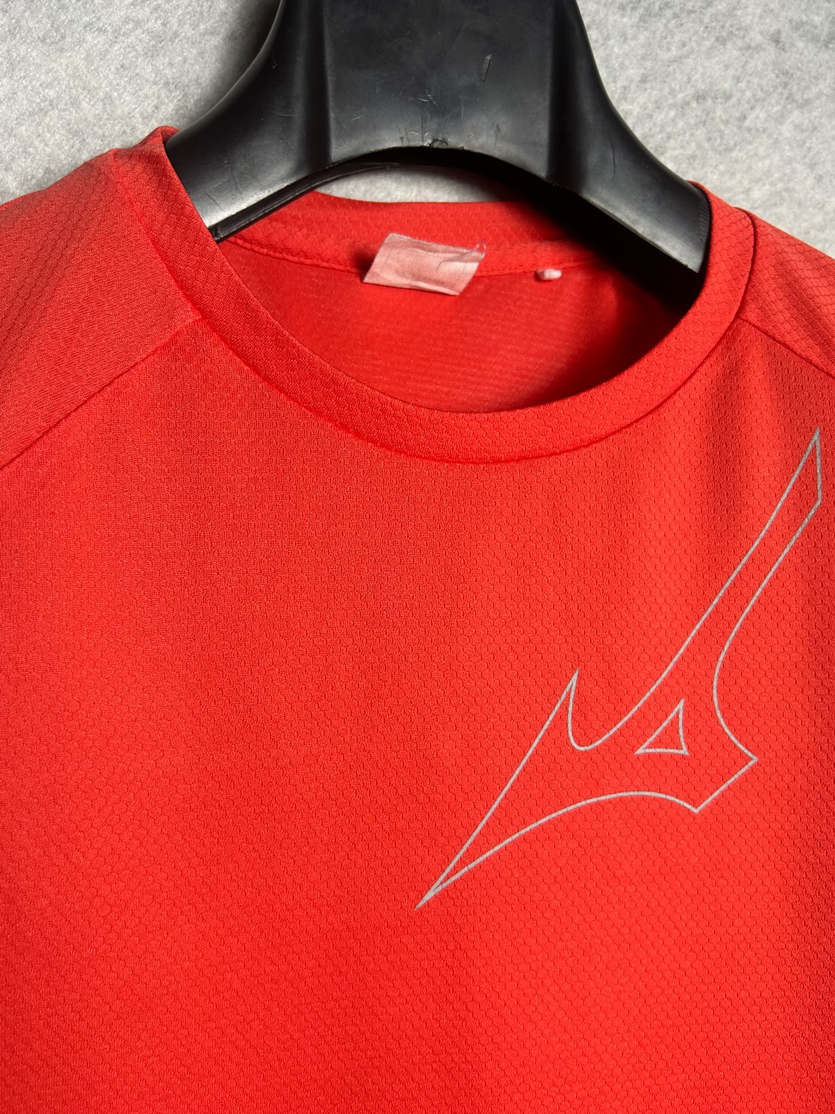 Mizuno Red Round Neck Tee - Medium