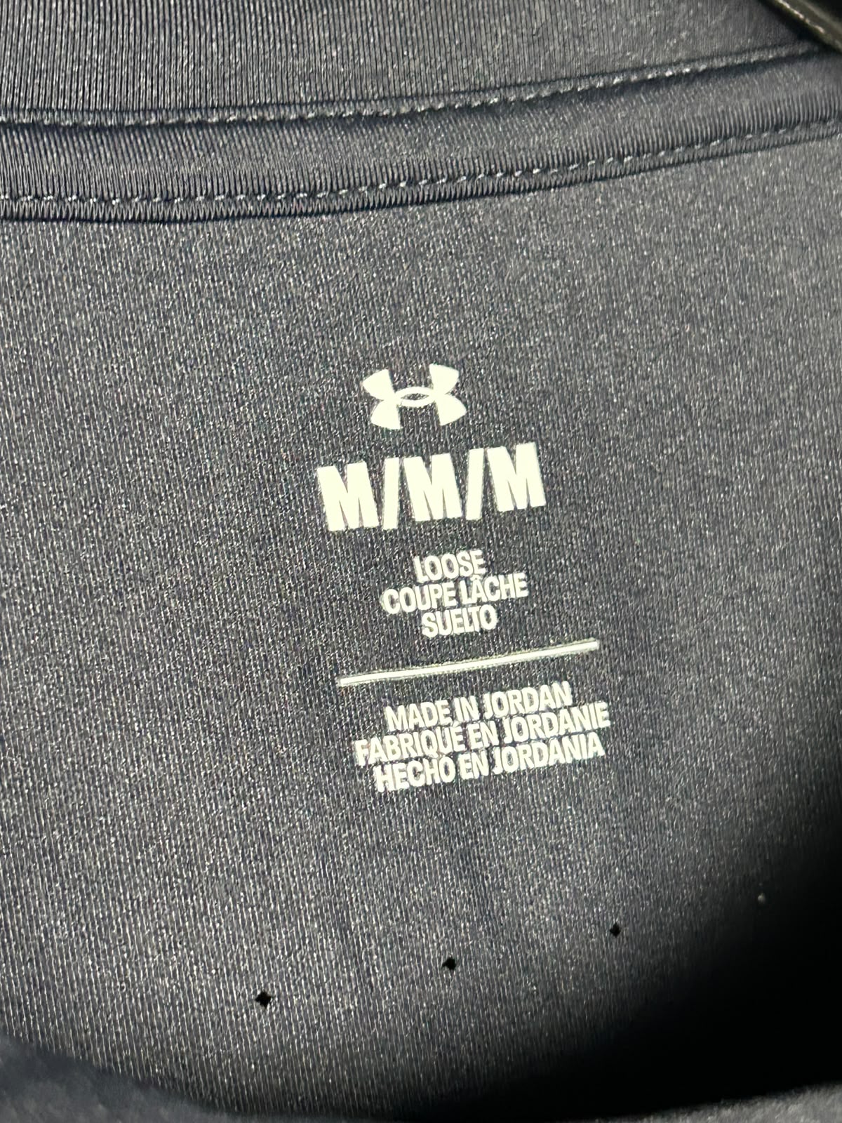 Under Armour Black Round Neck - Medium