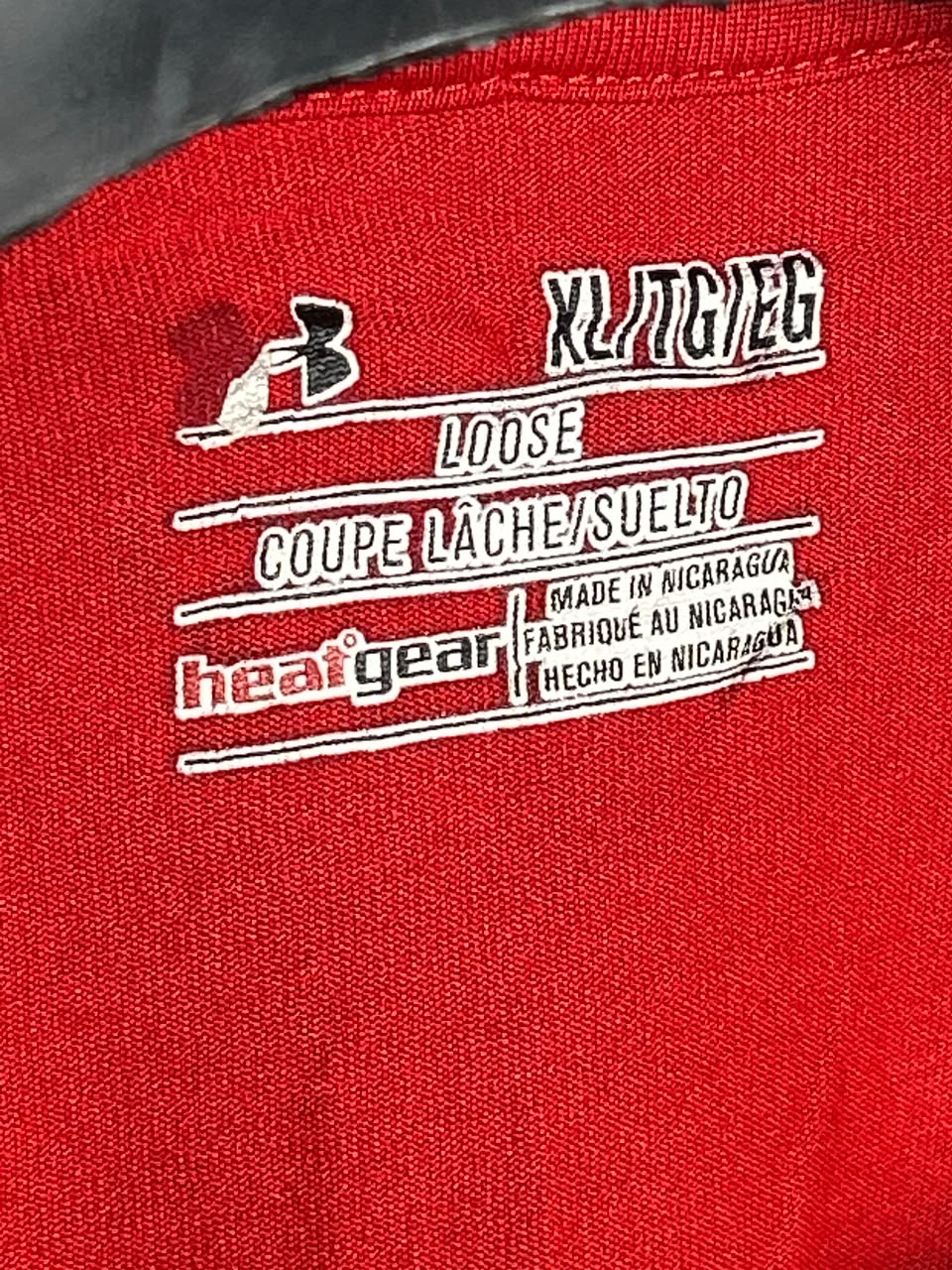 Under Armour Heat Gear Loose Red Round Neck - XL