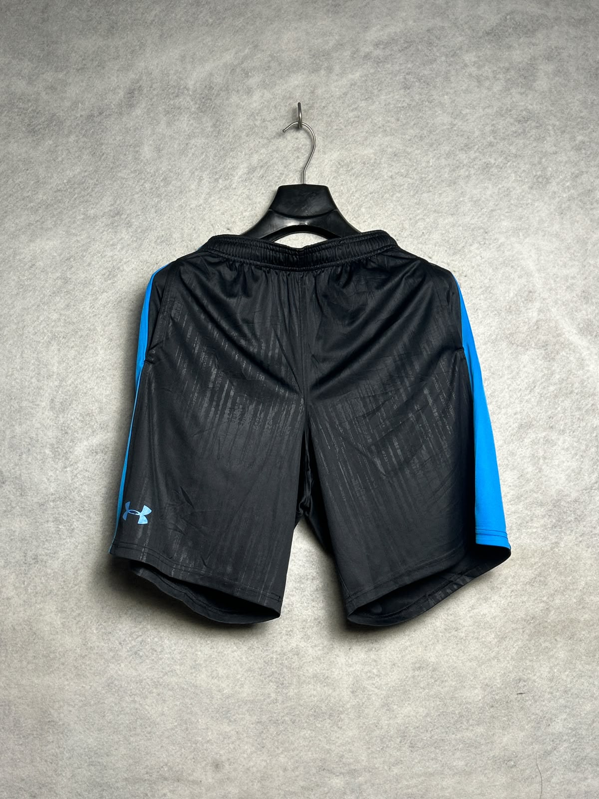 Under Armour Black With Blue Strip - Small