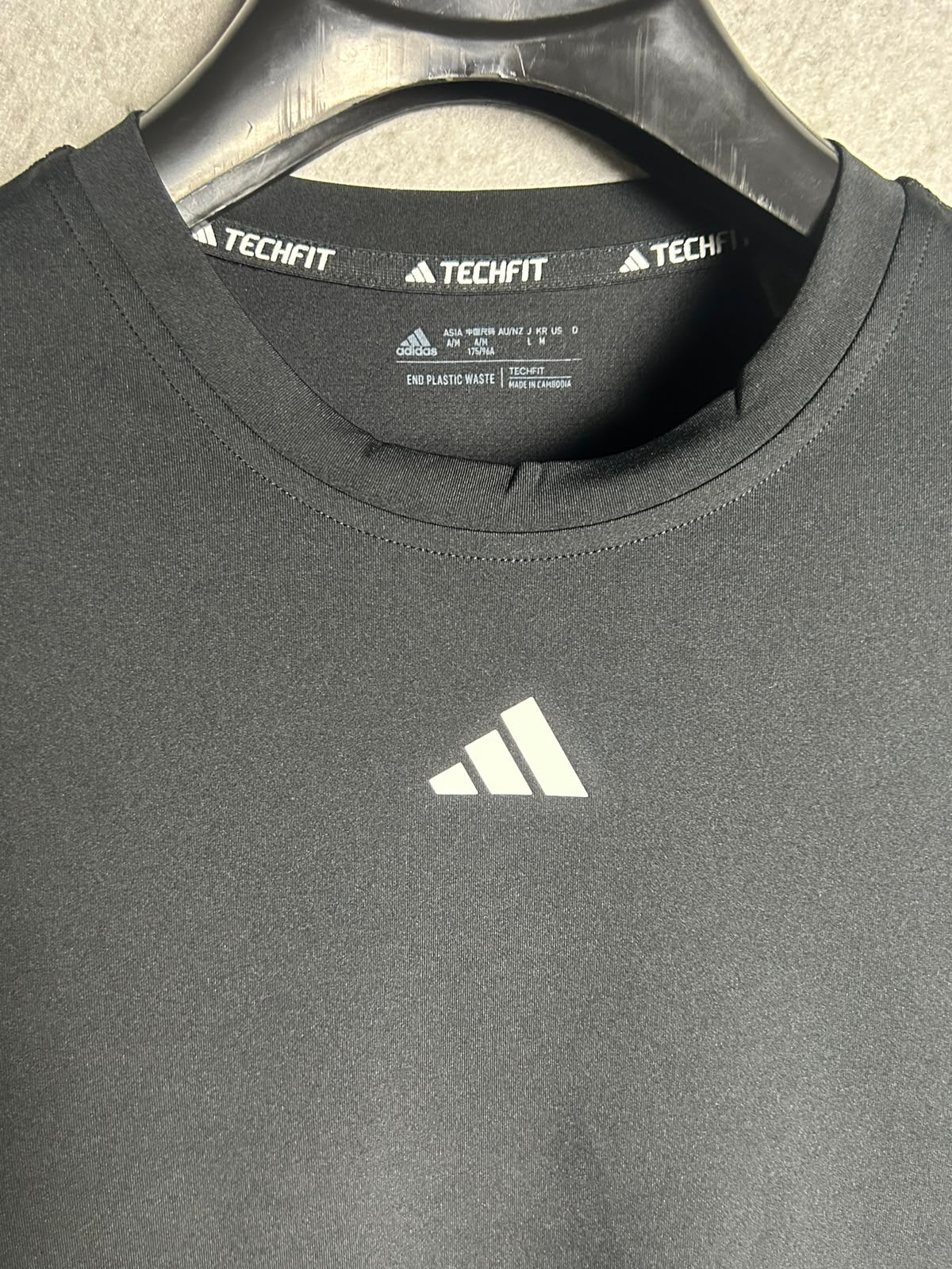 Adidas Techfit Black Full Sleeves Round Neck - Medium