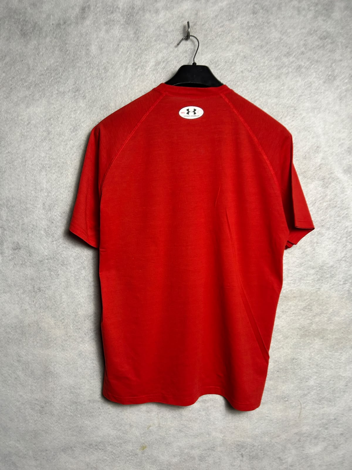 Under Armour Soft Ball Factory Big Logo Red Heat Gear Loose - Medium