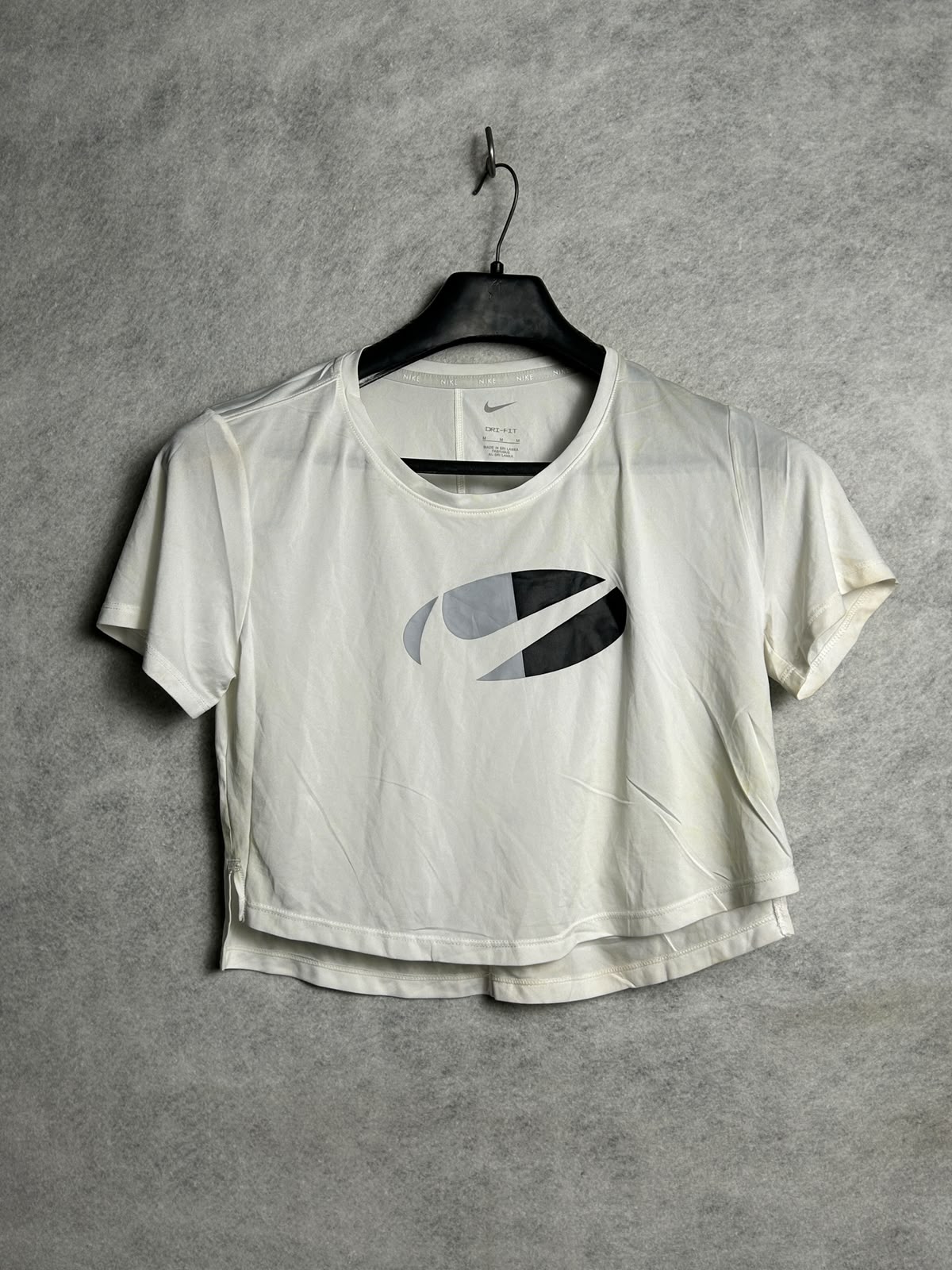 Nike White Dri Fit Training Top - Medium