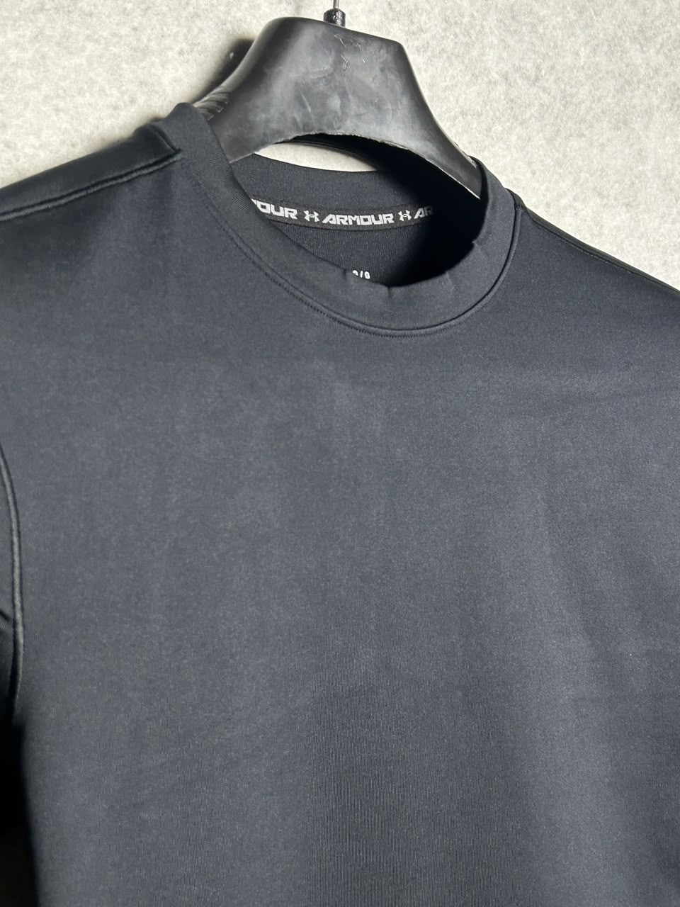 Under Armour Cold Gear Black - Large