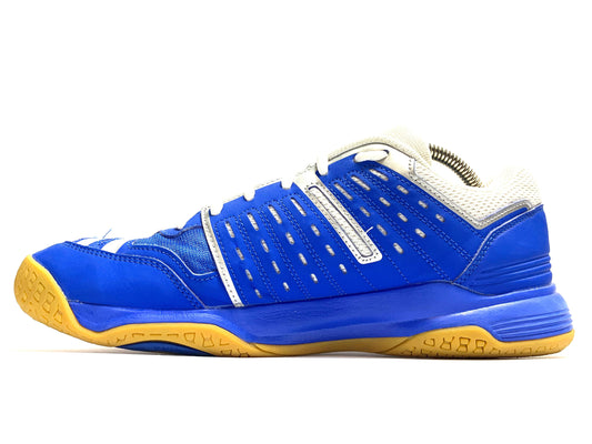 Adidas Essence 12 - Euro 42.5