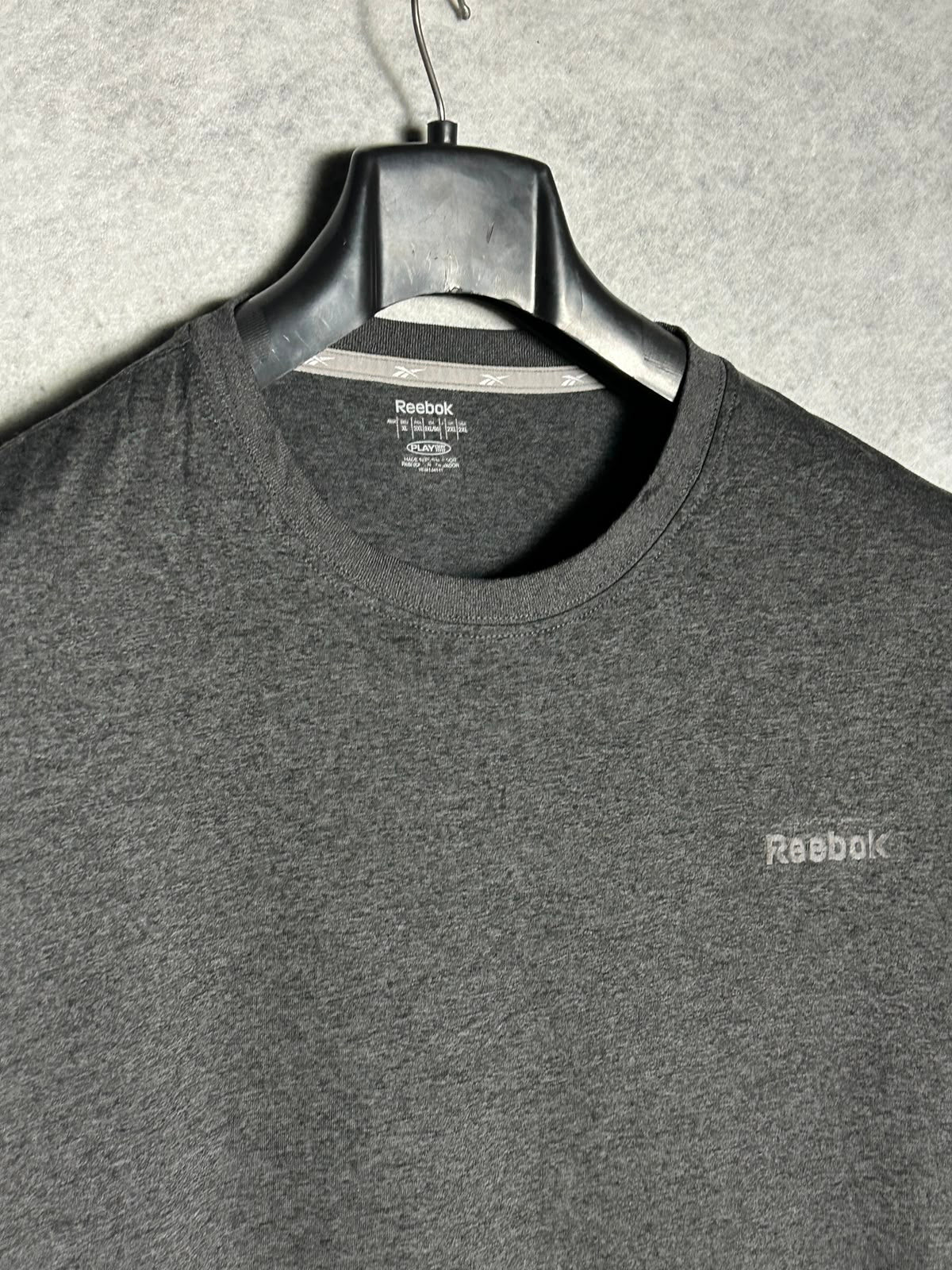 Reebok Black - XL