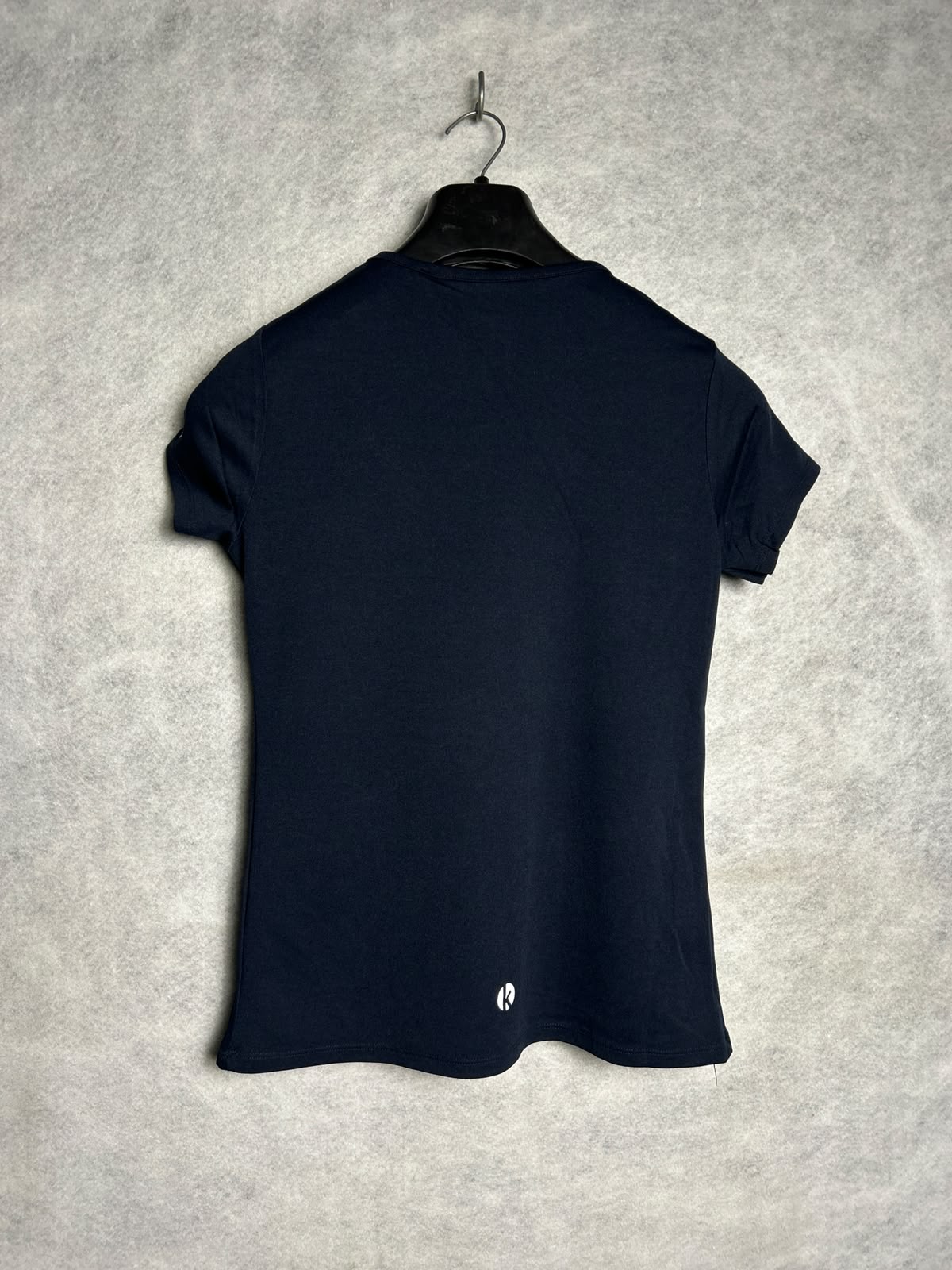 KitsonLA Black Round Neck - Medium