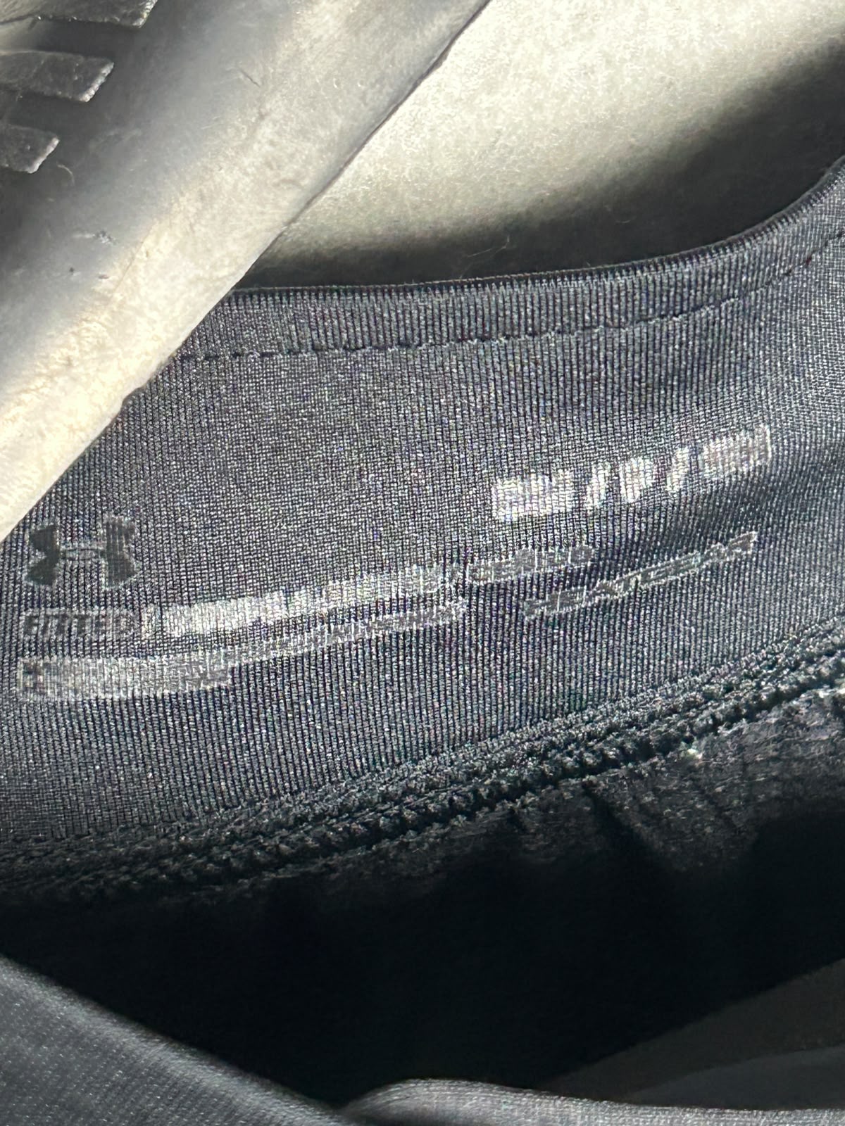 Under Armour Heat Gear - Medium