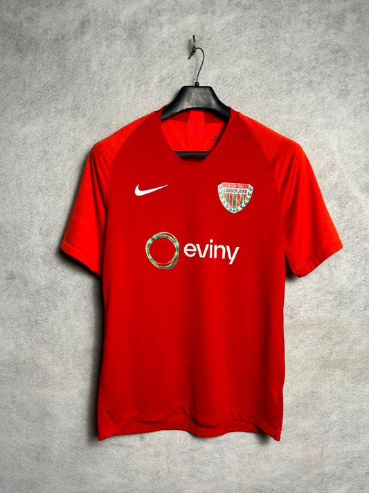 Nke Eviny Big Logo Dri Fit Red V Neck - Medium