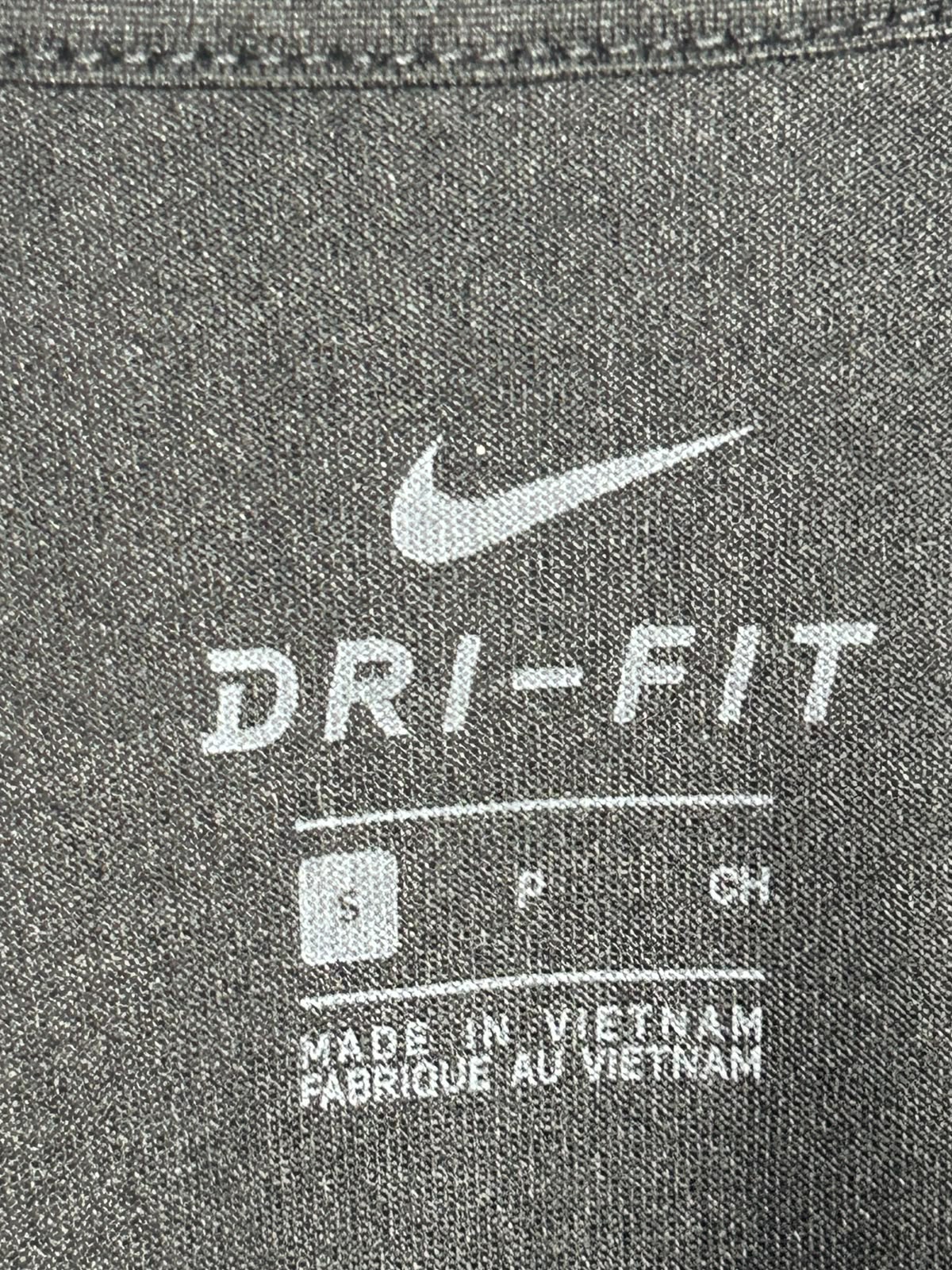 Nike Basketball Edition Black Dri Fit Round Neck - Small