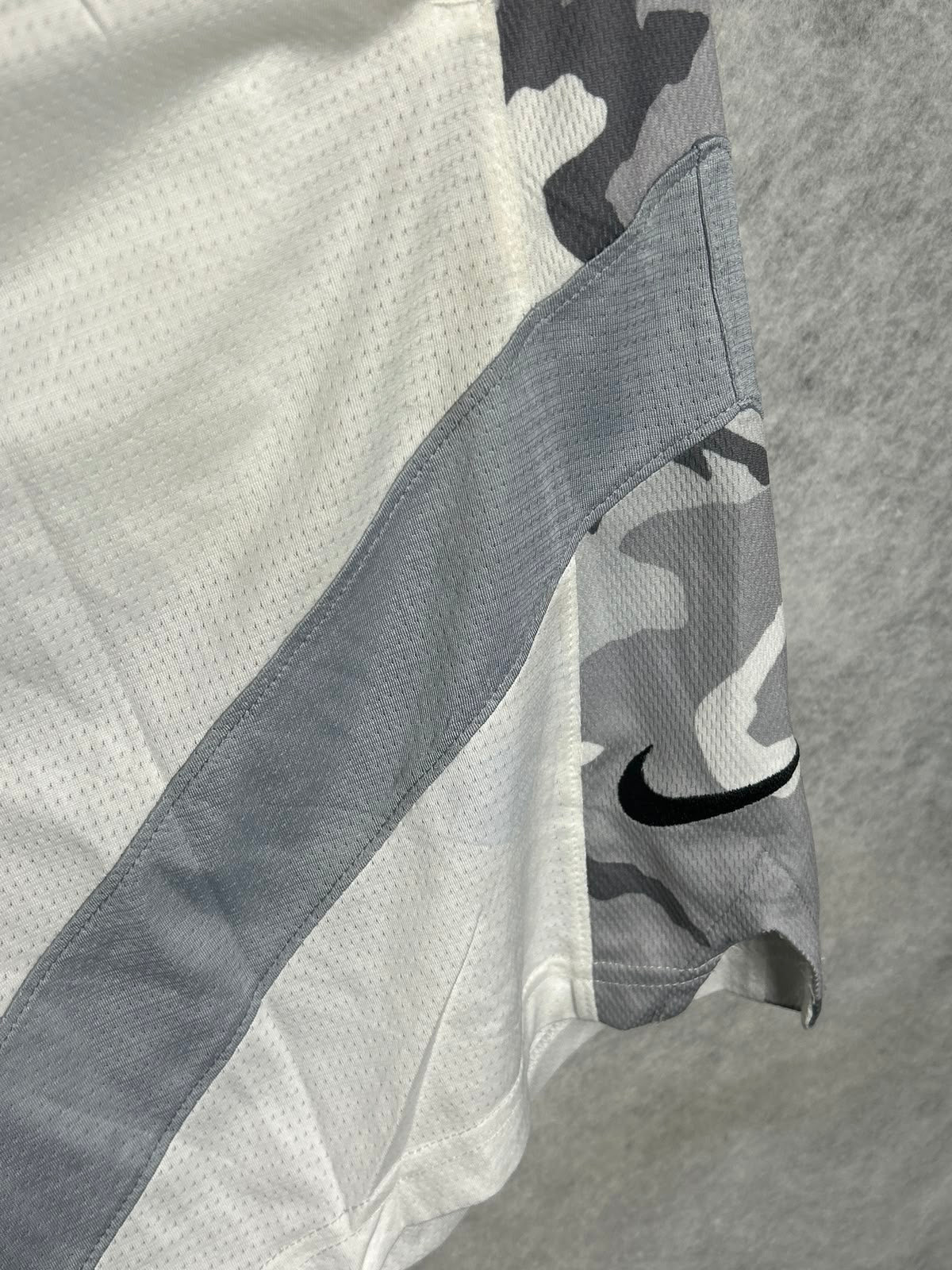 Nike White Dri Fit - Medium