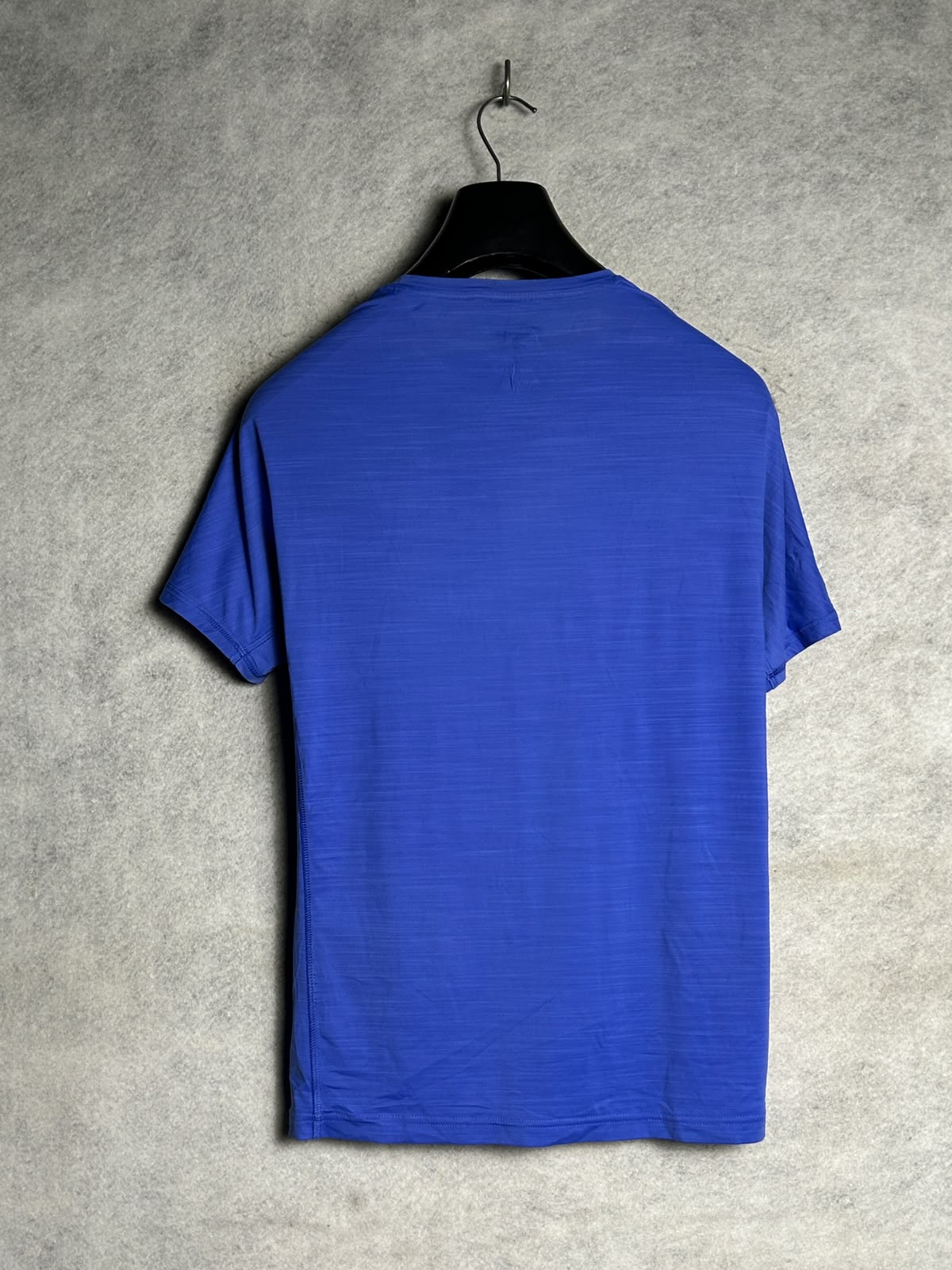 Reebok Blue Round Neck - Medium