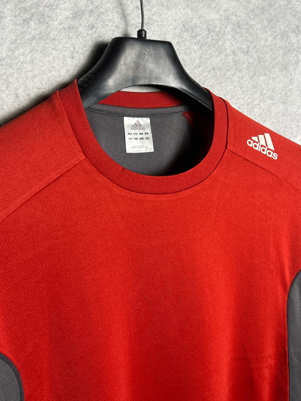 Adidas Red Round Neck - Large