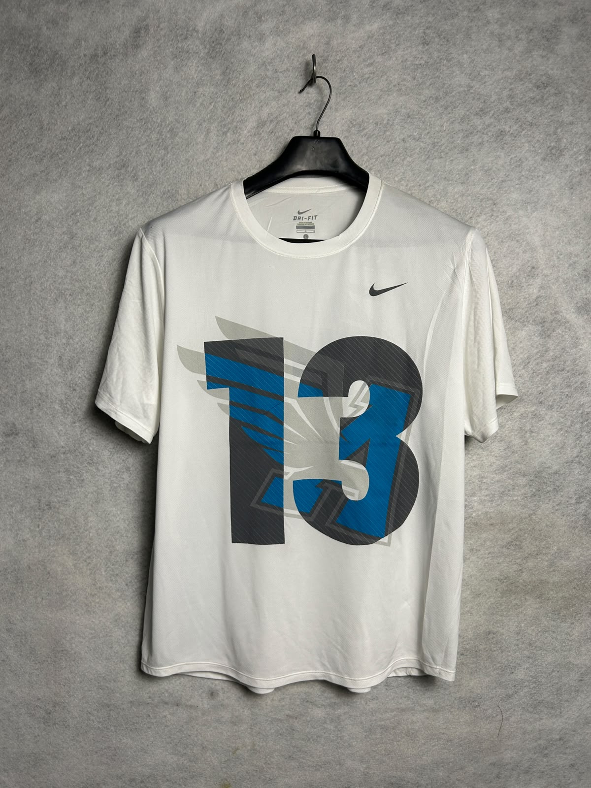 Nike White Dri Fit With Big Logo Round Neck - Large