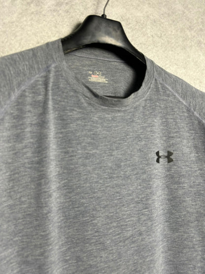 Under Armour Heat Gear Grey Round Neck - Large