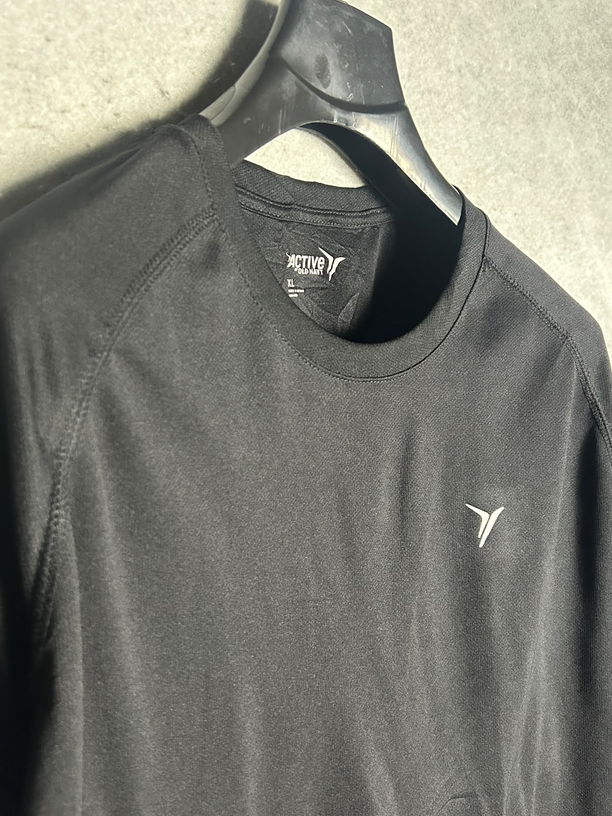 Active By Old Navy Black Round Neck - XL