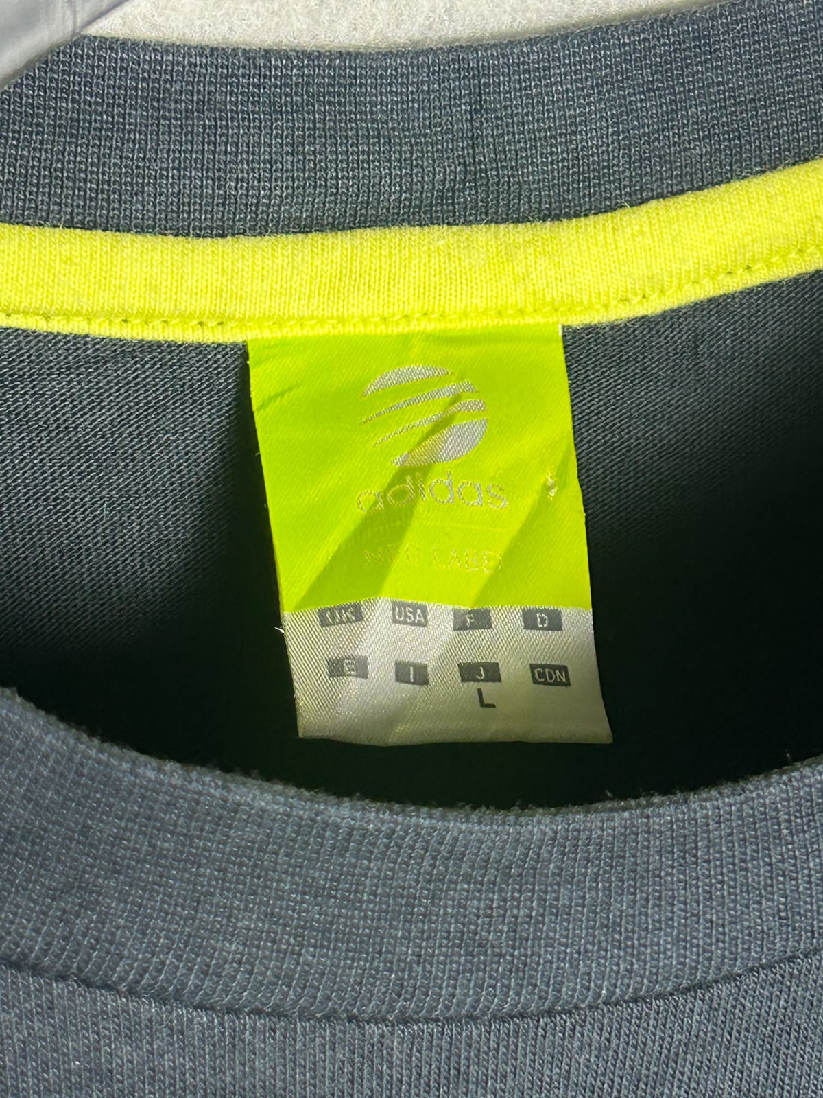 Adidas Big Logo Ever Lasting Summer Round Neck - Large