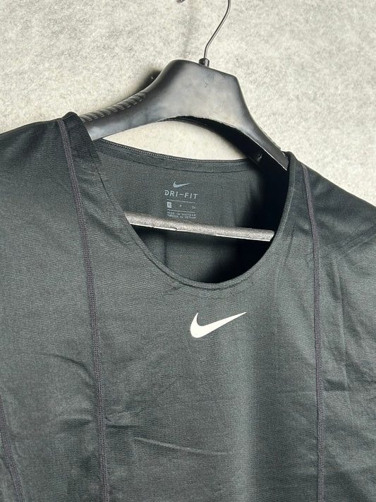 Nike Dri Fit Black Round Neck - Small