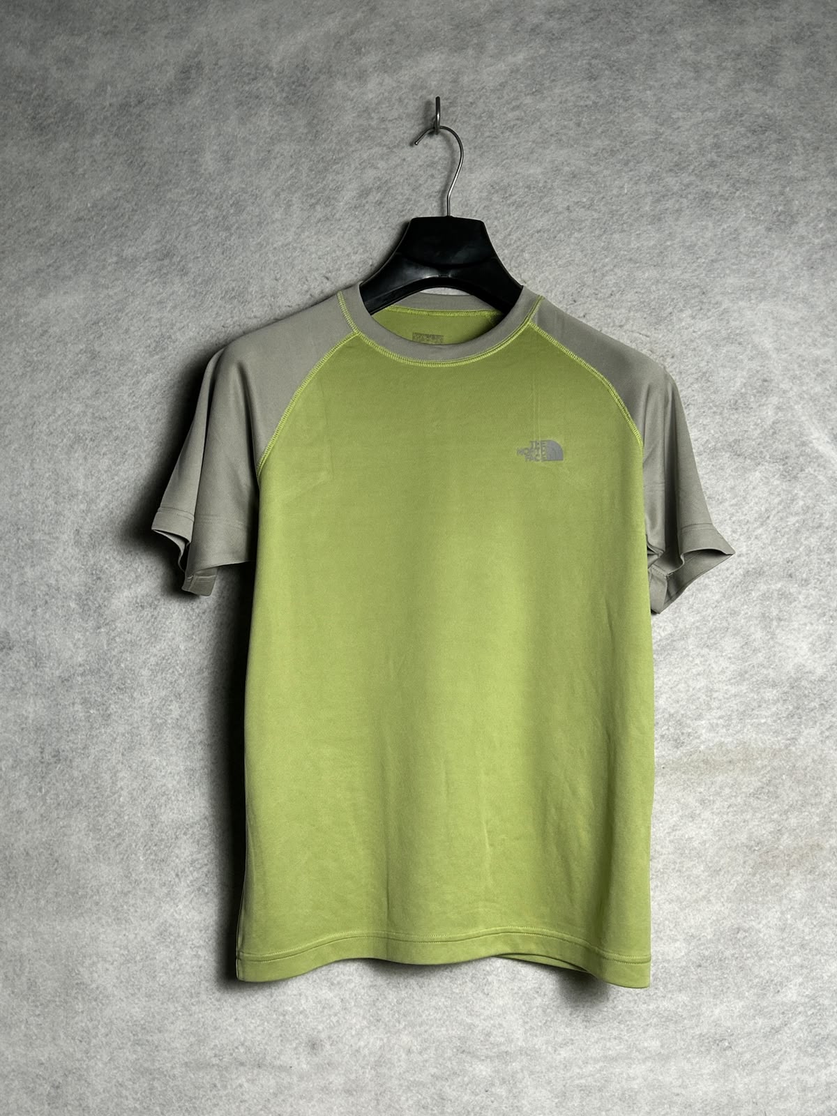 The North Face Green Round Neck - Medium