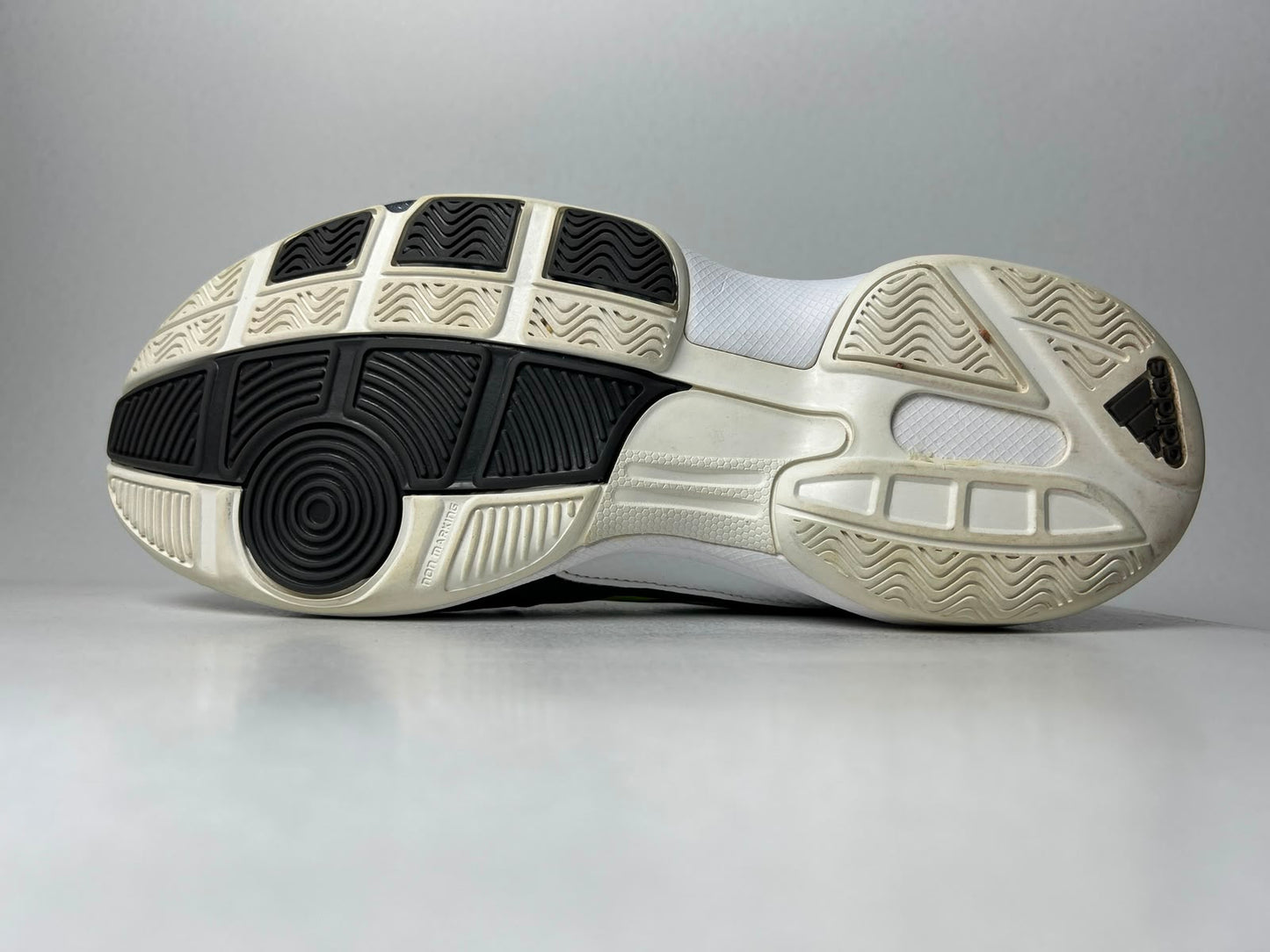 Adidas Multido Essence - Euro 41.5