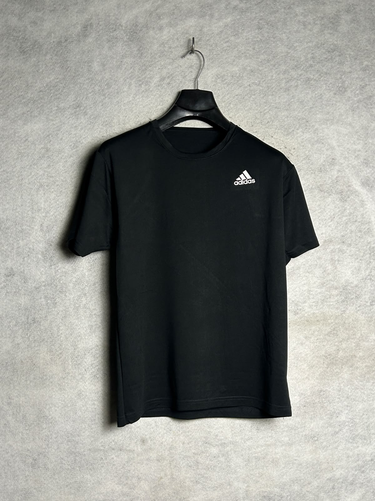 Adidas Black Round Neck - Large