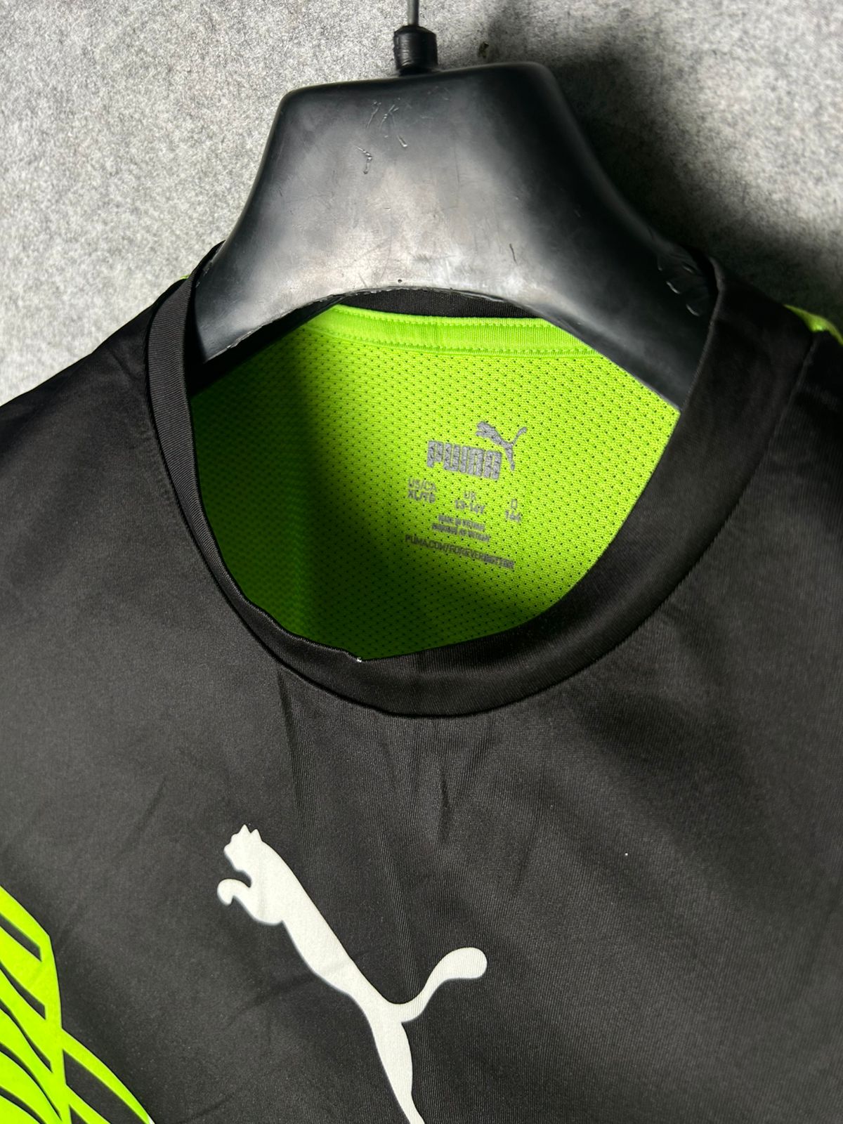 Puma Green Black Round Neck - Small