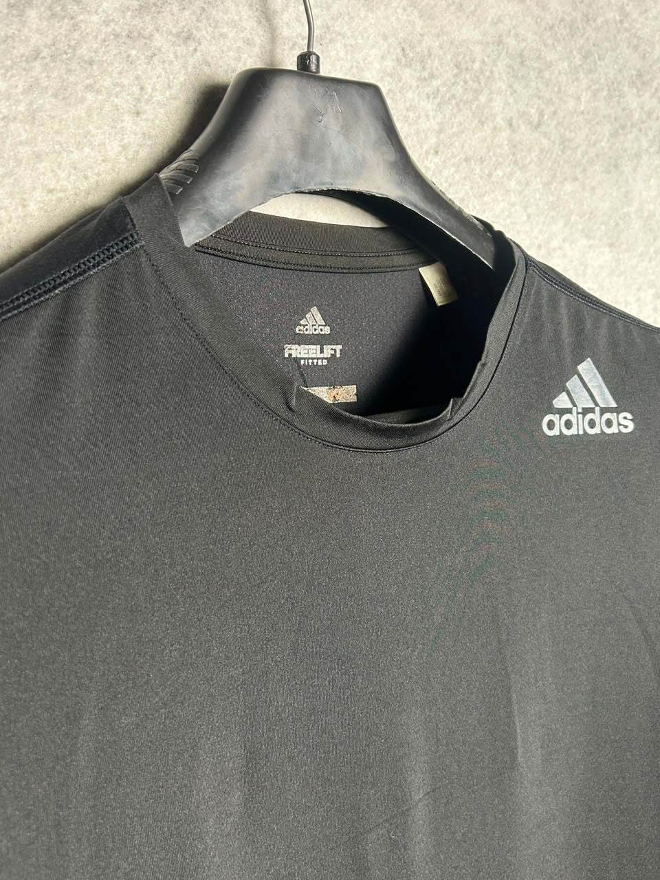 Adidas Free Lift Climacool Black Fitted Round Neck - Large