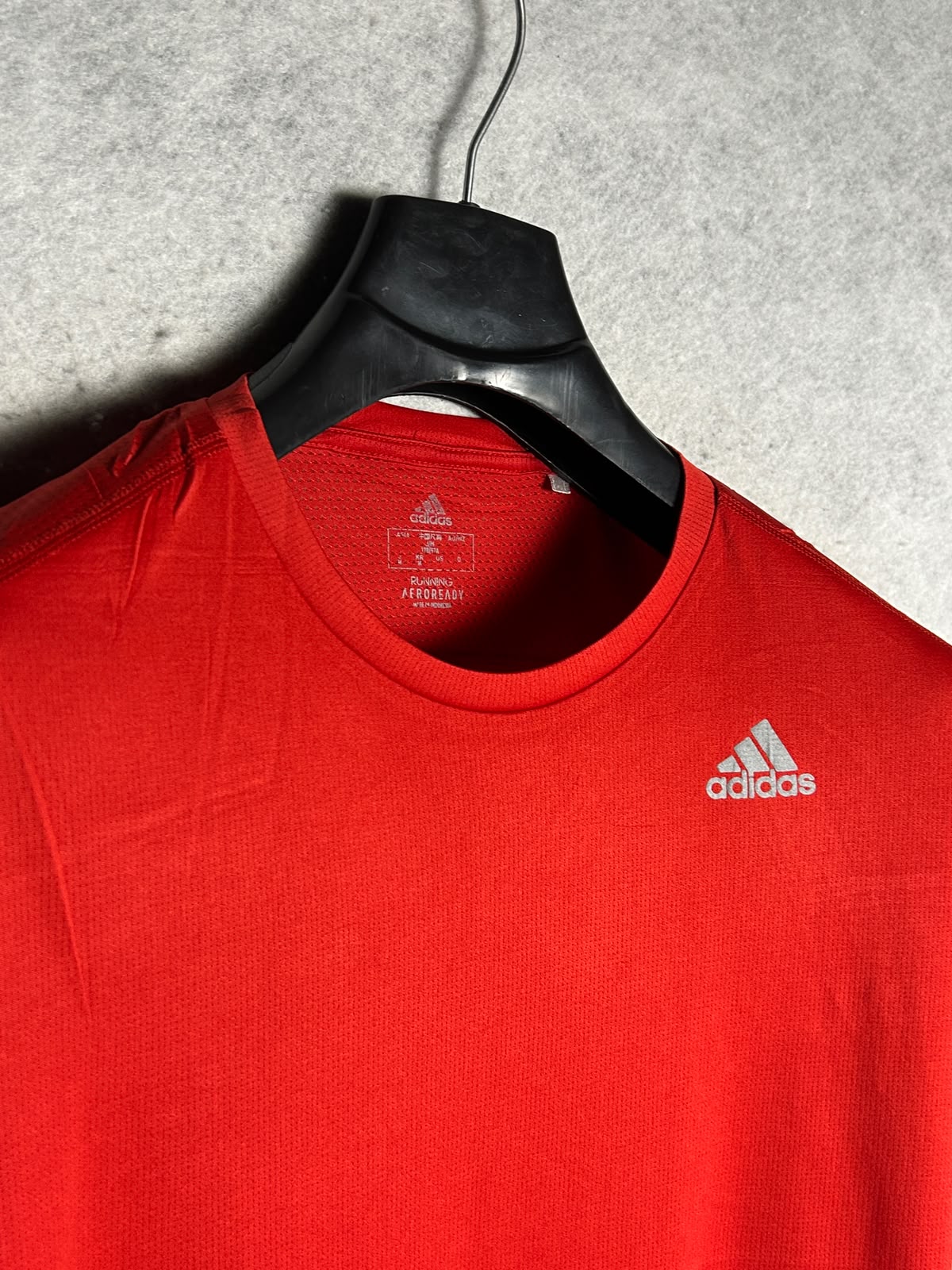 Adidas Running Aeroready Red Round Neck - Medium
