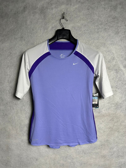 Nike Dri Fit Round Neck - Medium