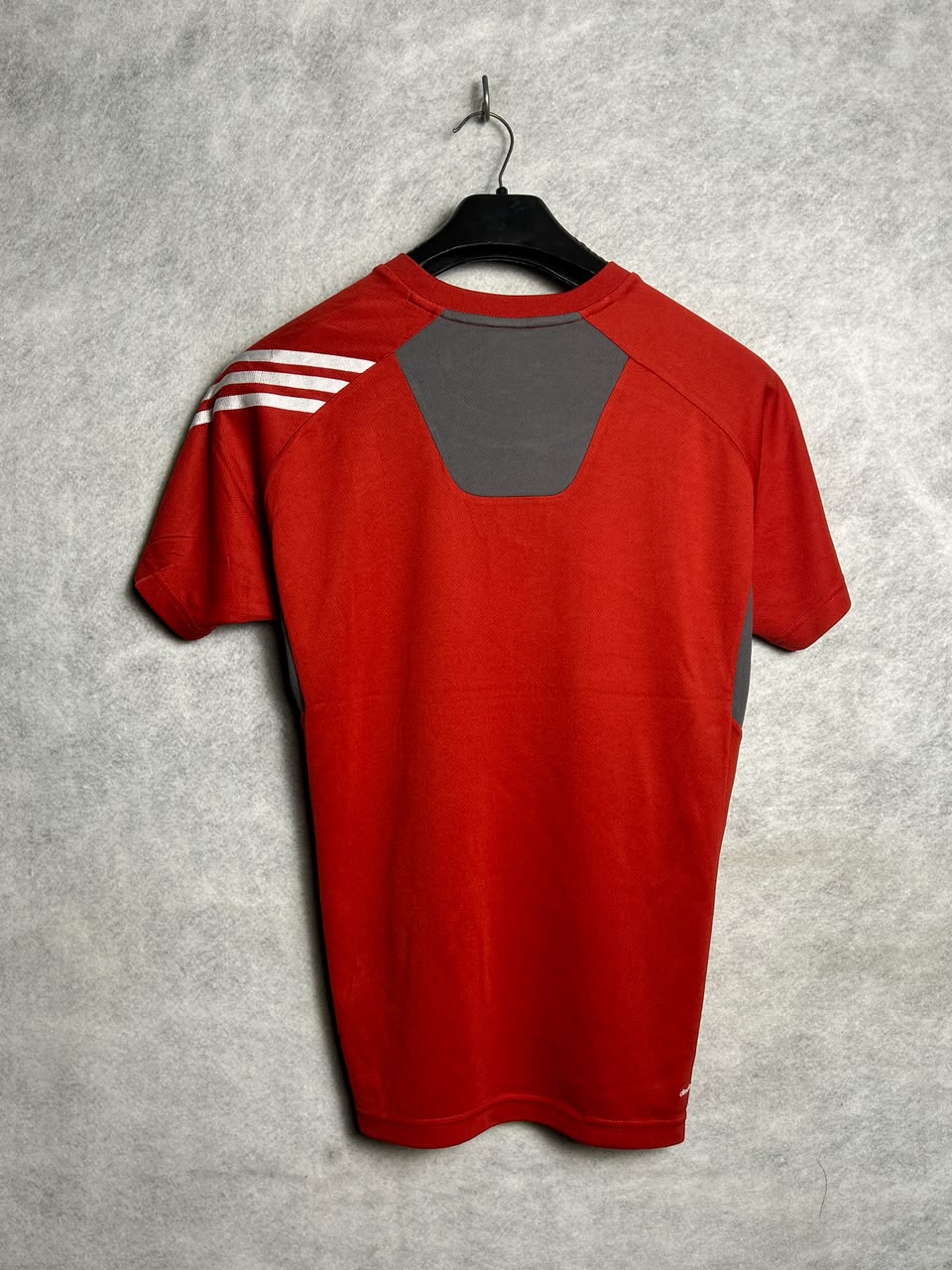 Adidas Red Round Neck - Large