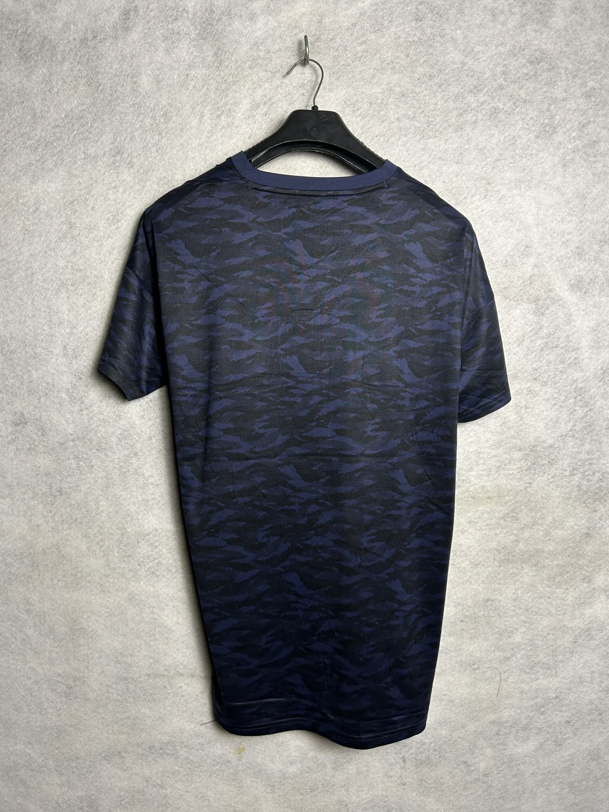 Under Armour Heat Gear Loose Round Neck - XL