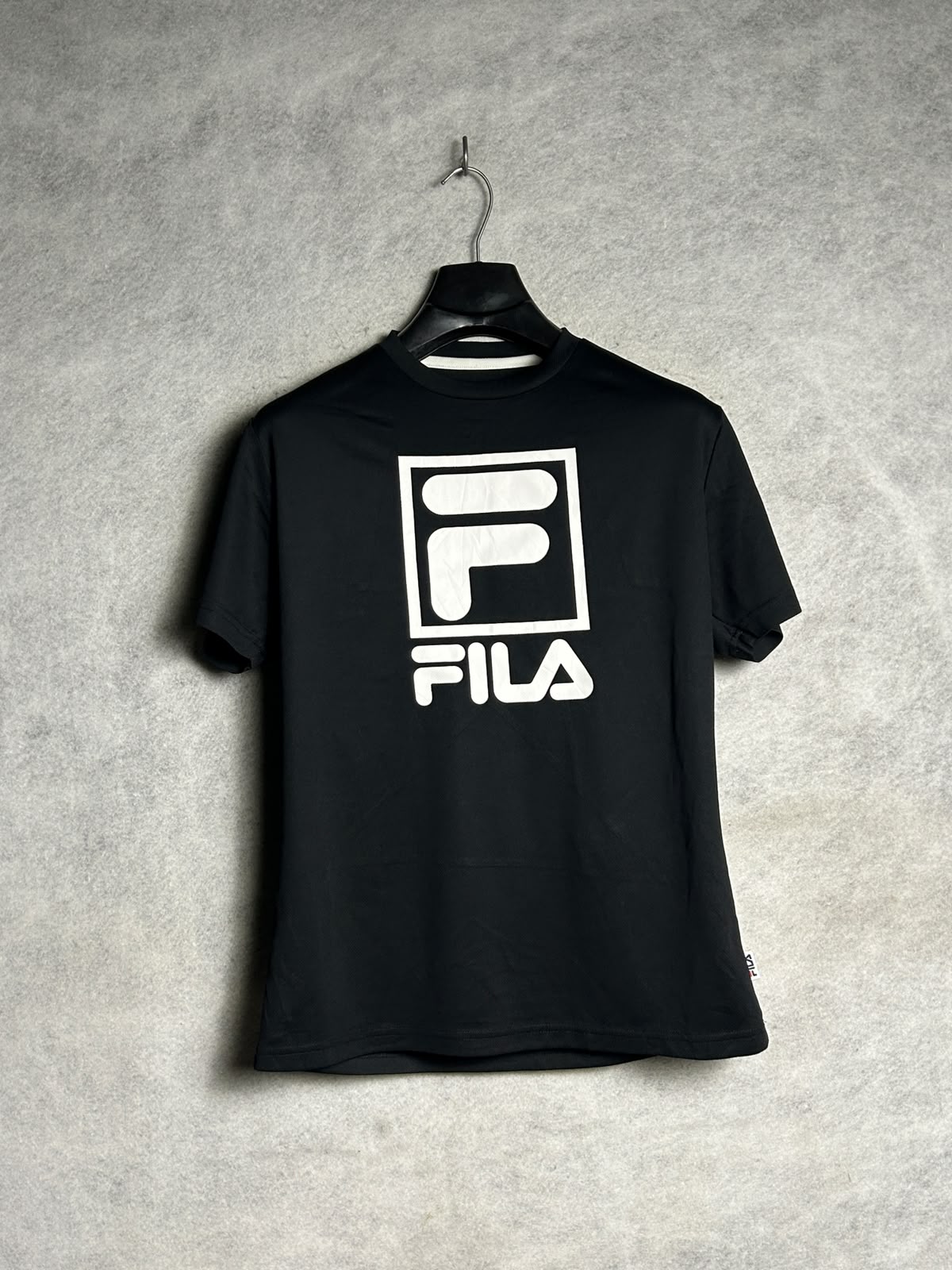 Fila Big Logo Black Round Neck - Large