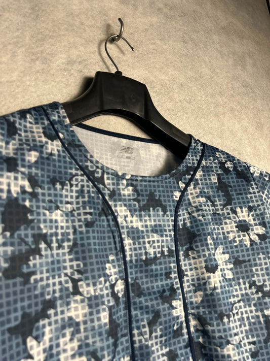 New Balance Round Neck - Large