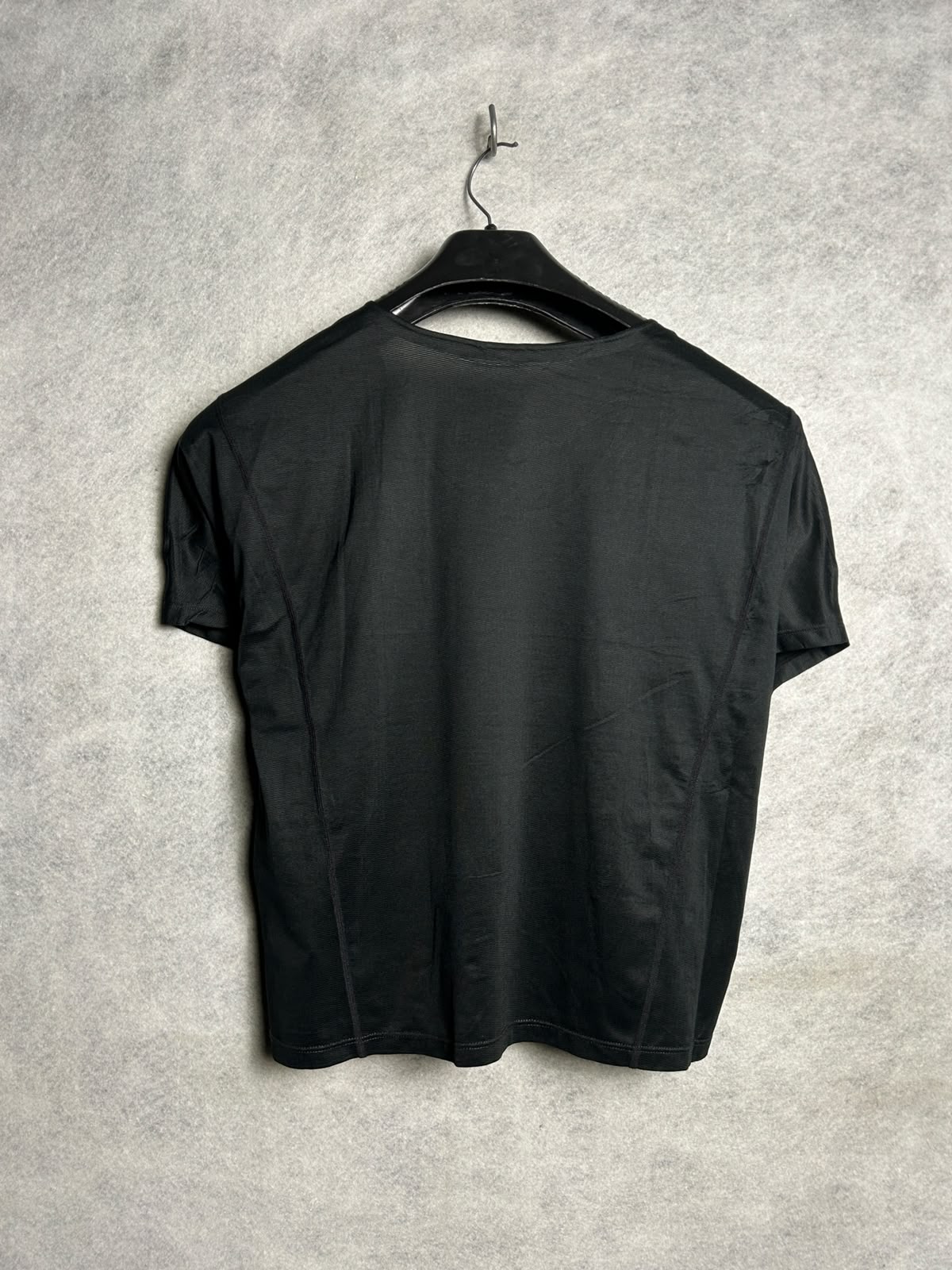 Nike Dri Fit Black Round Neck - Small