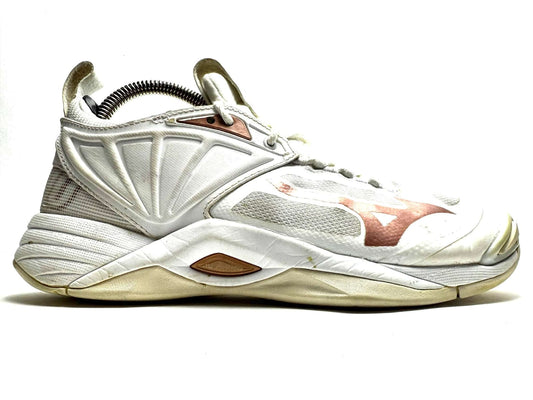 Mizuno Wave Momentum 2 - EUR 38.5