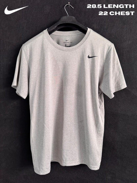 Nike Shirt - Large