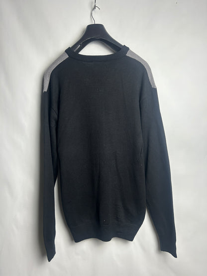 Bronson V Neck Sweater - Medium